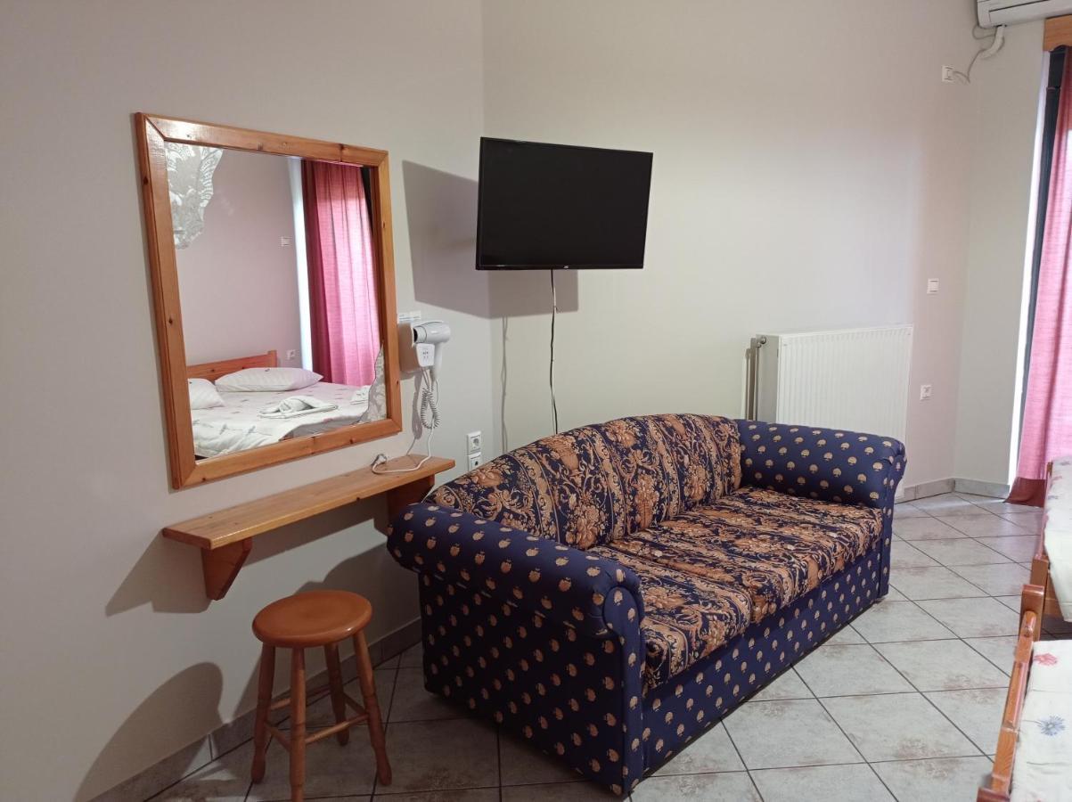 Nikolitsa Apartments Glyfada  Esterno foto