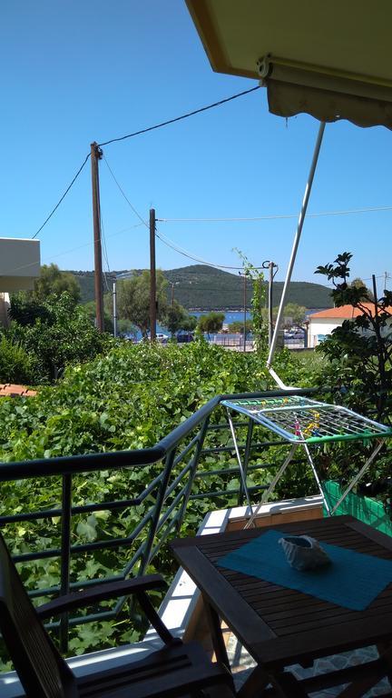 Nikolitsa Apartments Glyfada  Esterno foto